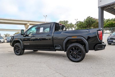 2024 GMC Sierra HD AT4