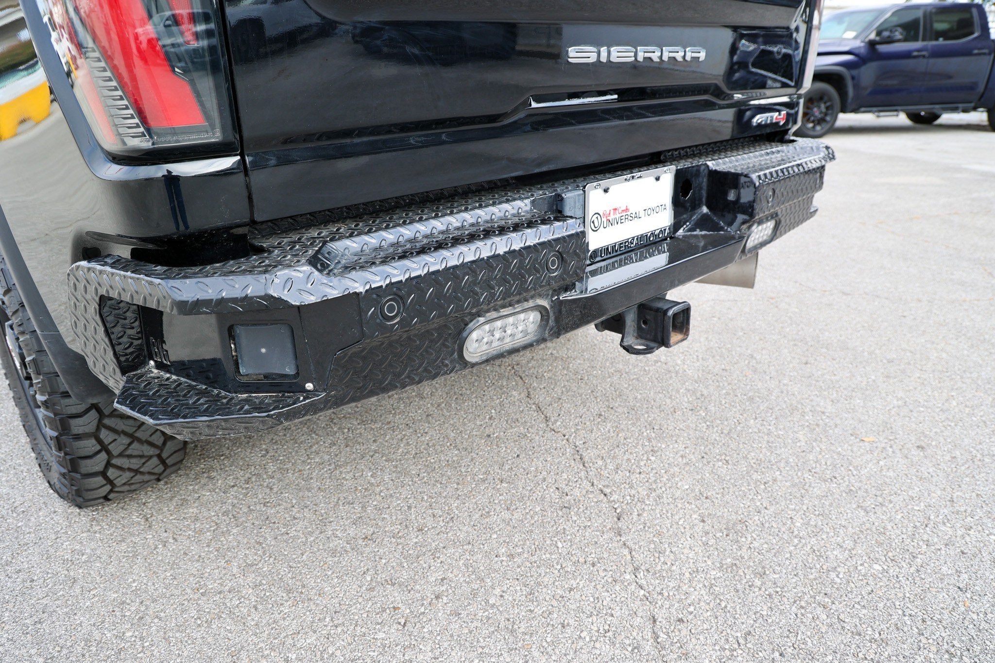 2024 GMC Sierra HD AT4