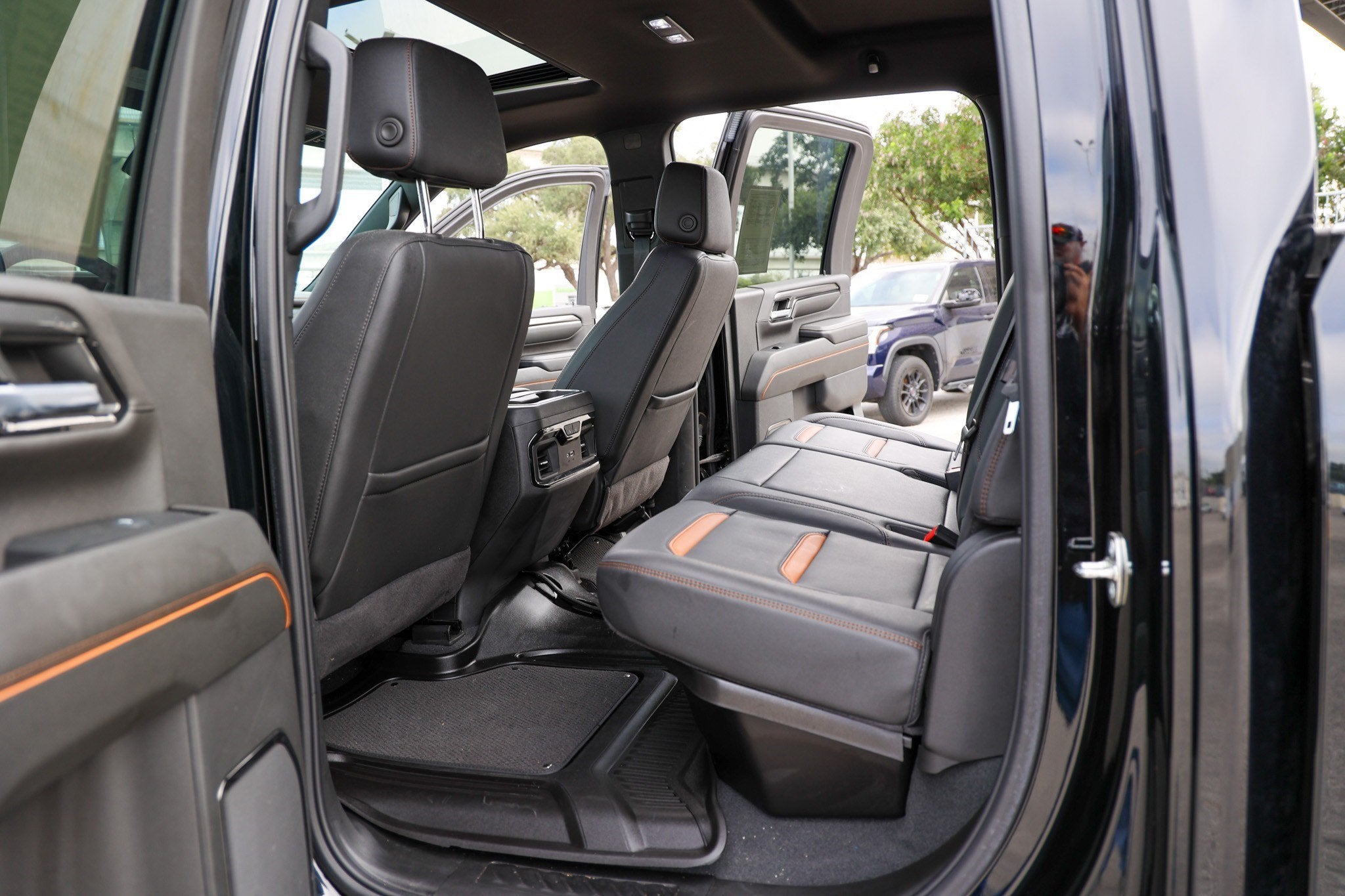 2024 GMC Sierra HD AT4