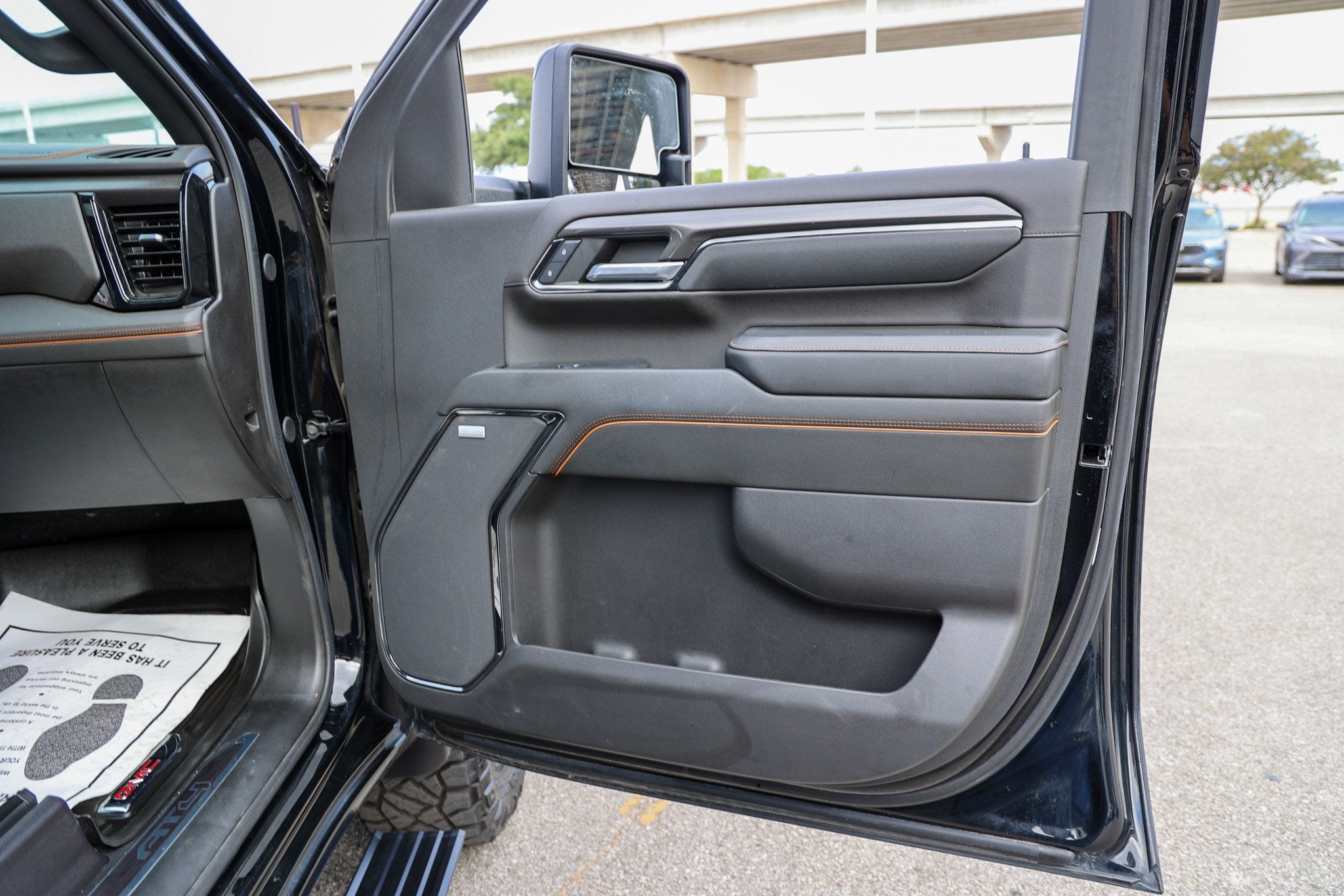 2024 GMC Sierra HD AT4