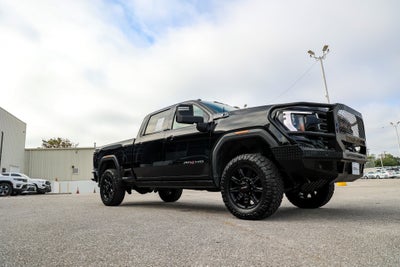 2024 GMC Sierra HD AT4