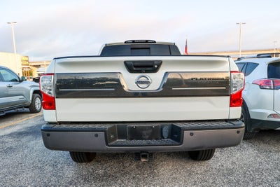 2017 Nissan Titan Platinum Reserve