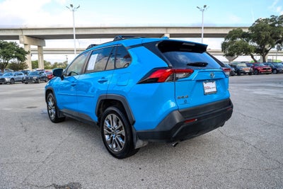2020 Toyota RAV4 XLE Premium