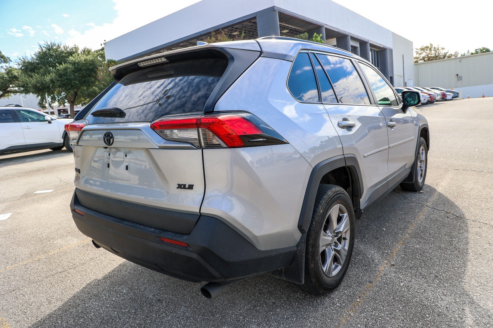 2024 Toyota RAV4 XLE