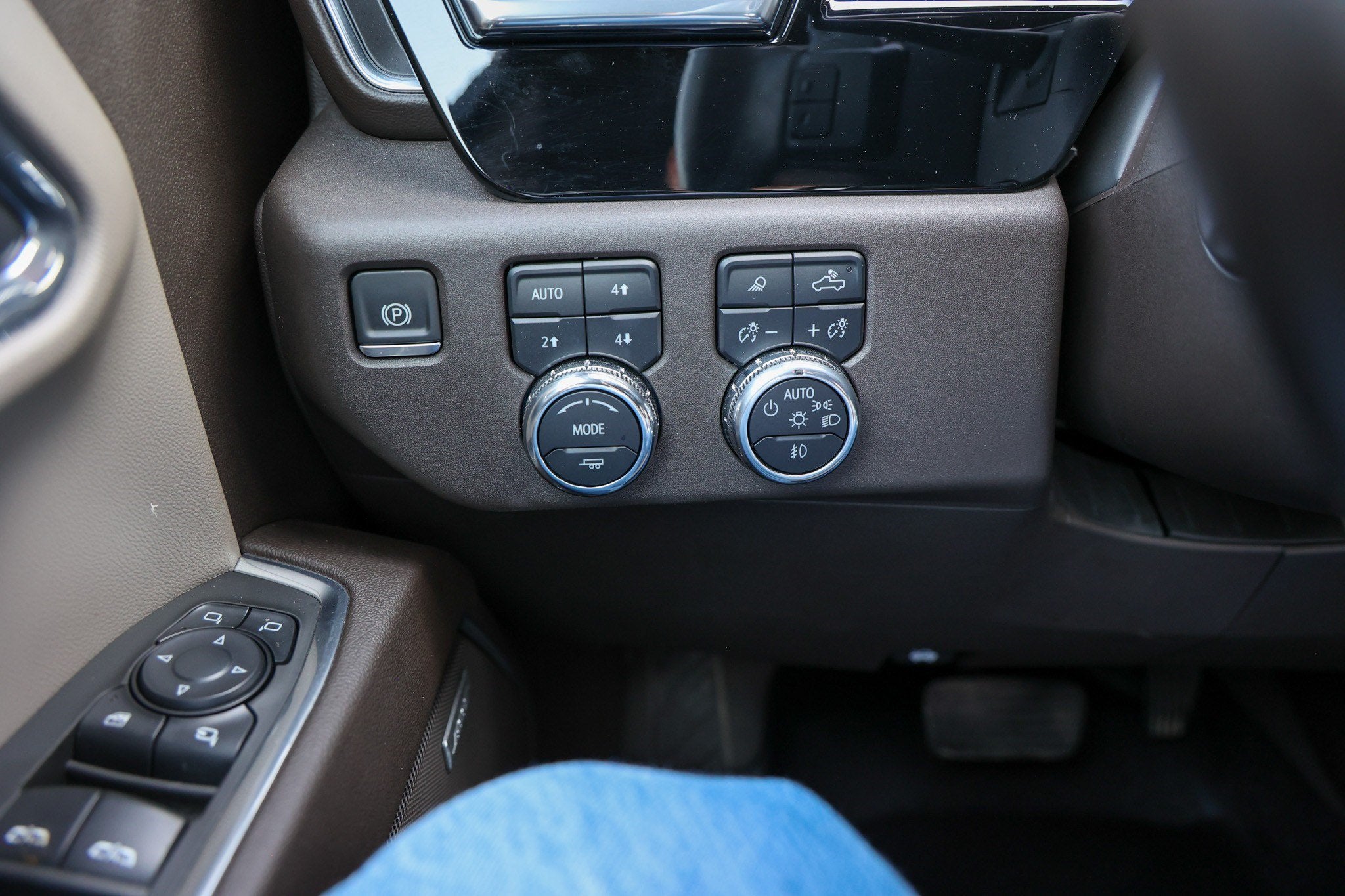 2024 GMC Sierra SLT