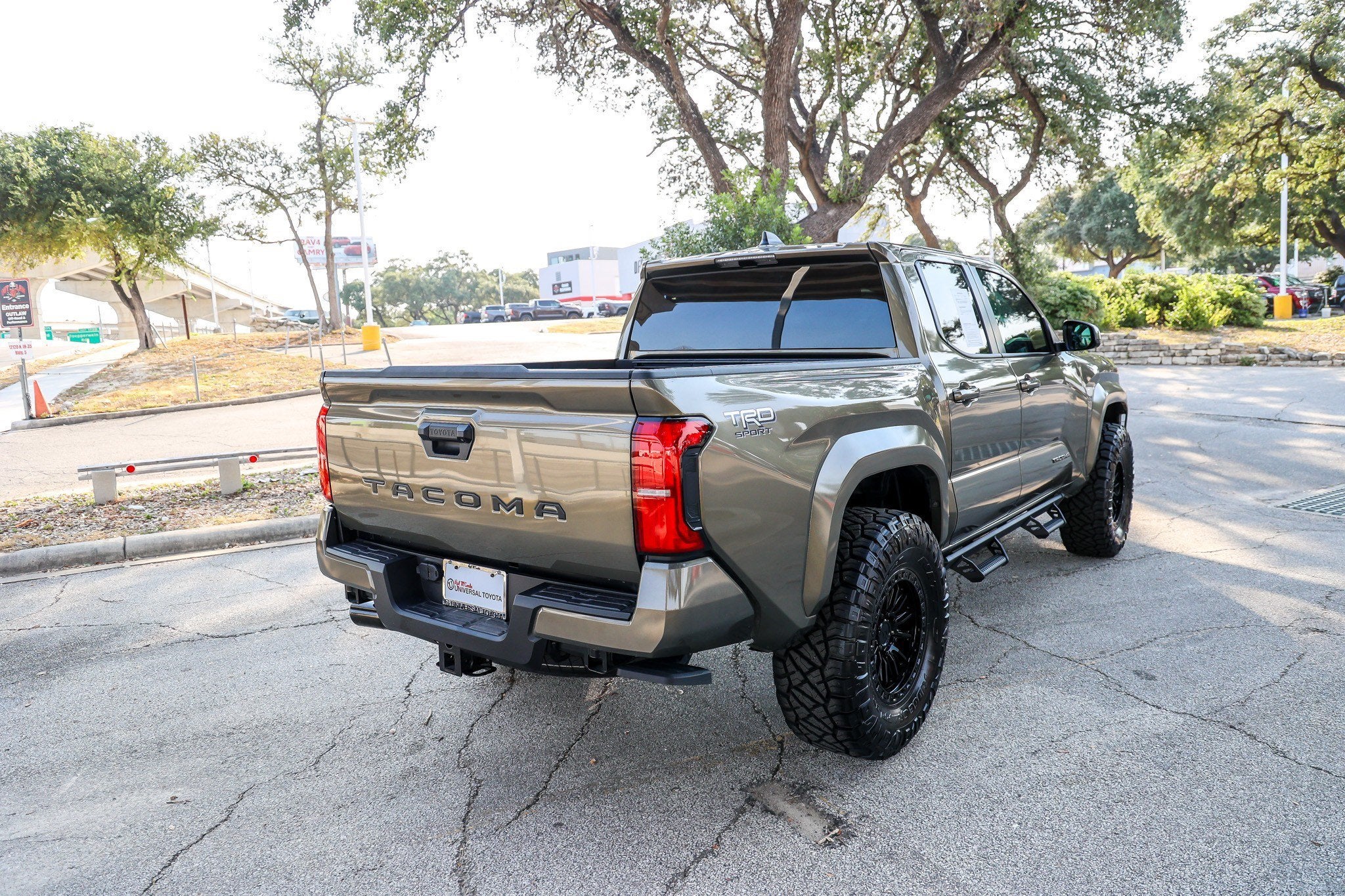 2025 Toyota Tacoma SR5
