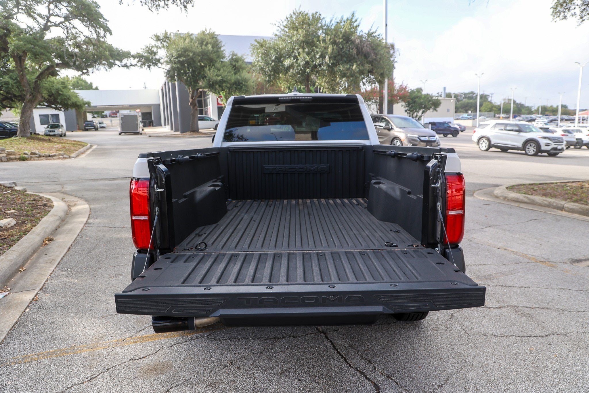 2024 Toyota Tacoma SR