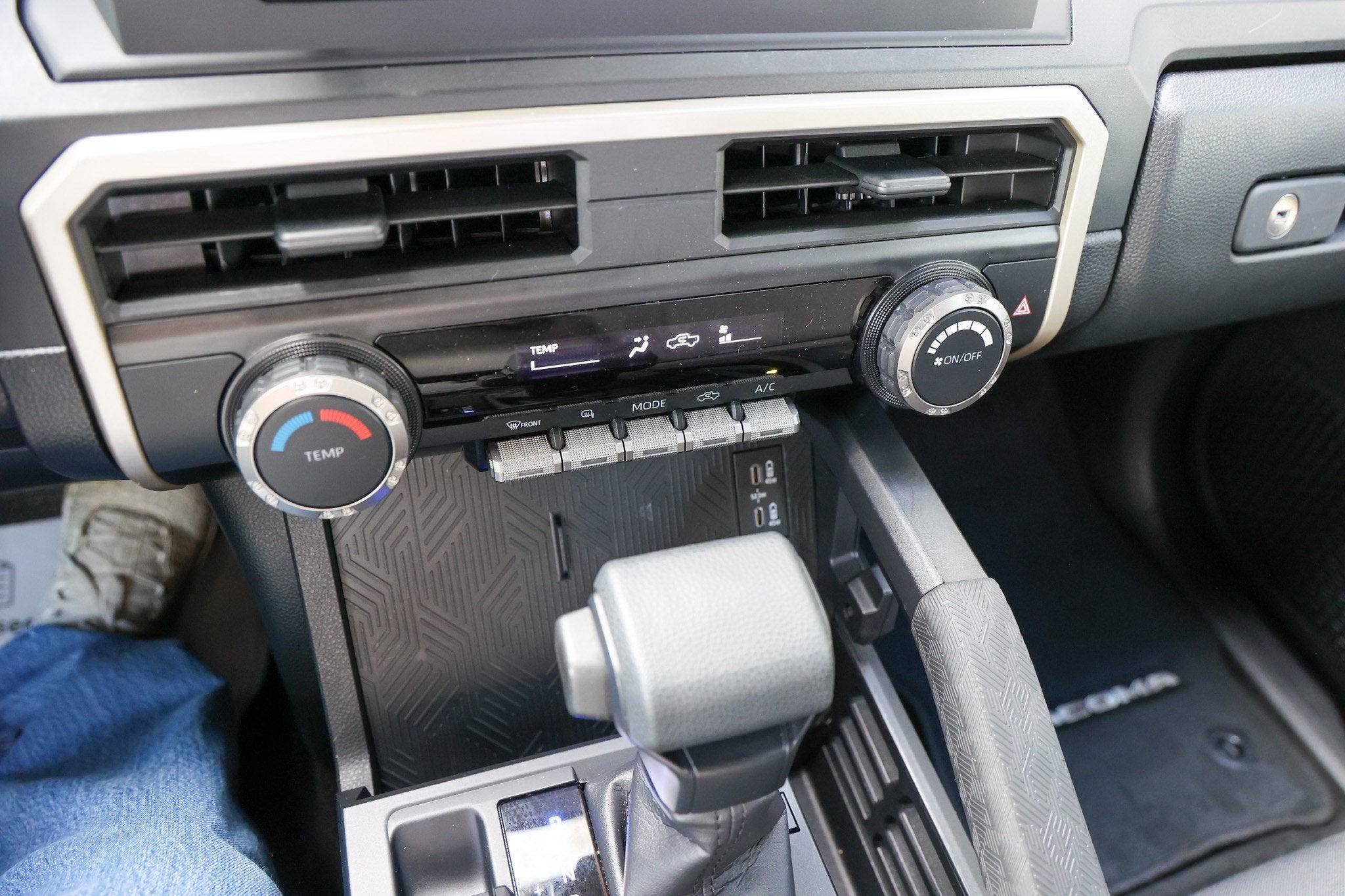 2024 Toyota Tacoma SR
