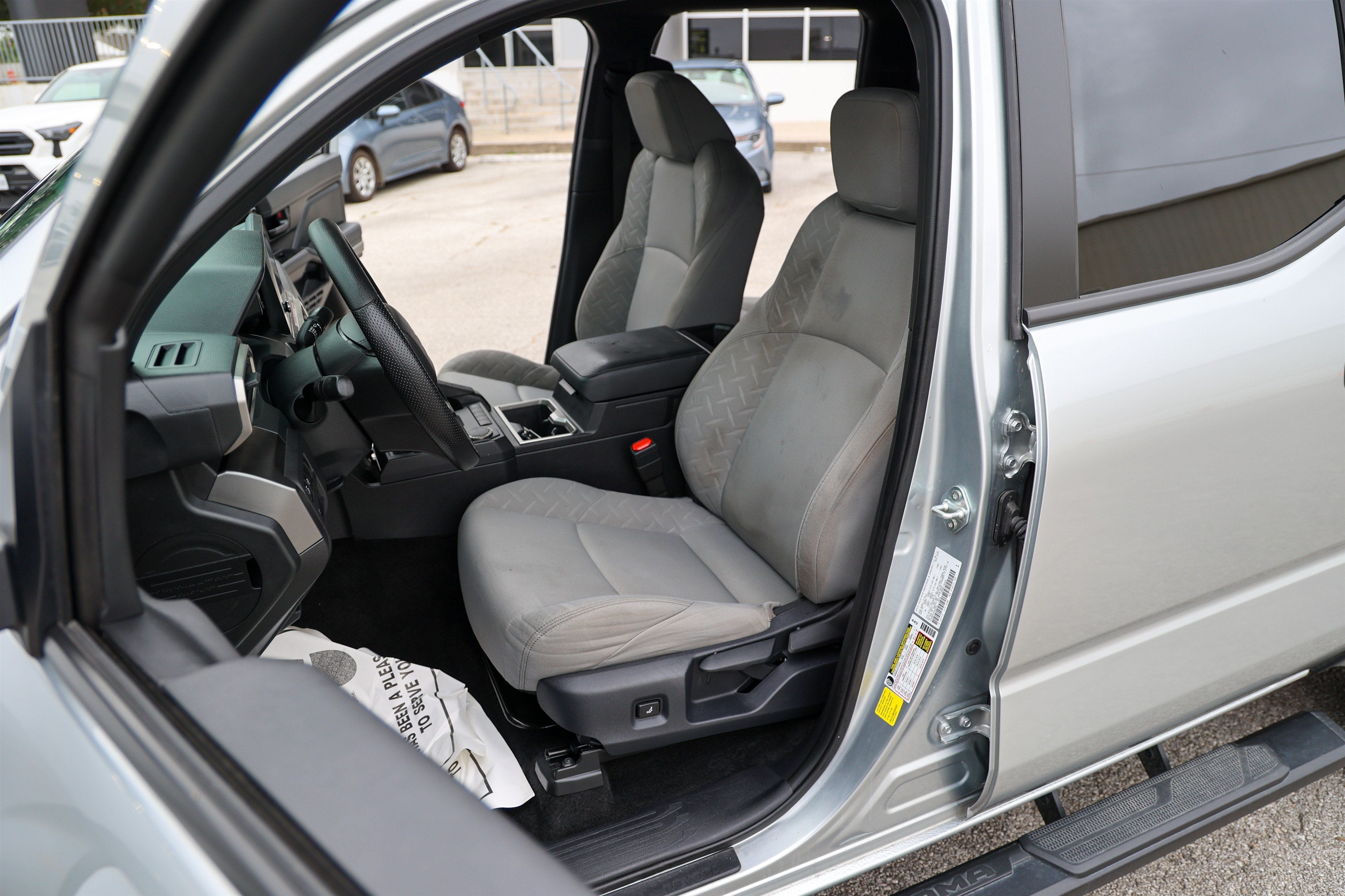 2025 Toyota Tacoma SR5