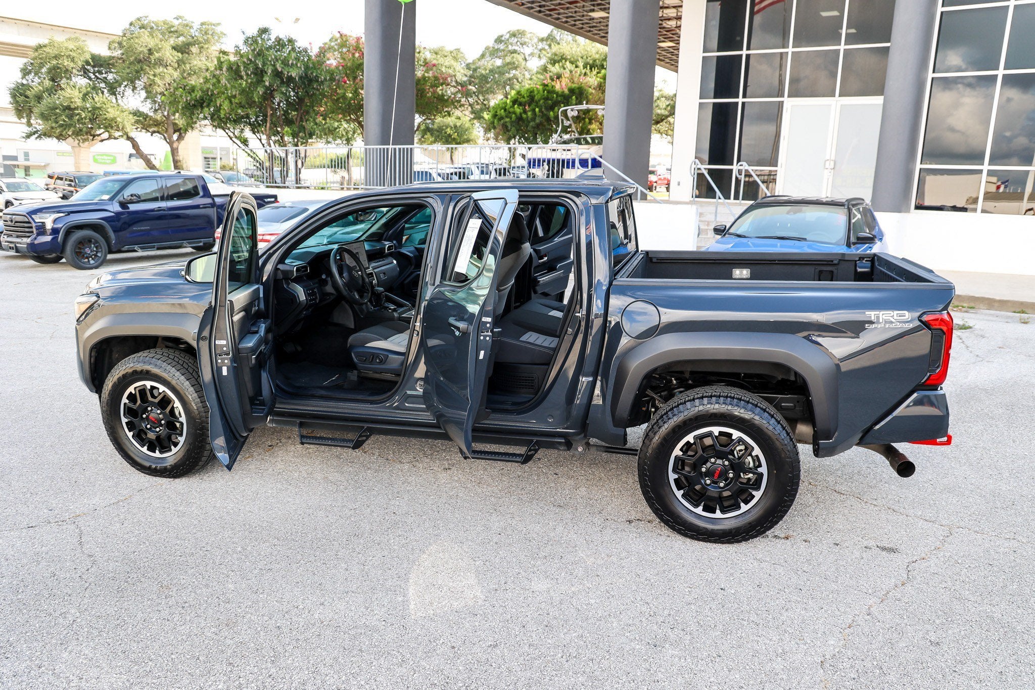 2025 Toyota Tacoma i-FORCE MAX TRD Off Road Hybrid