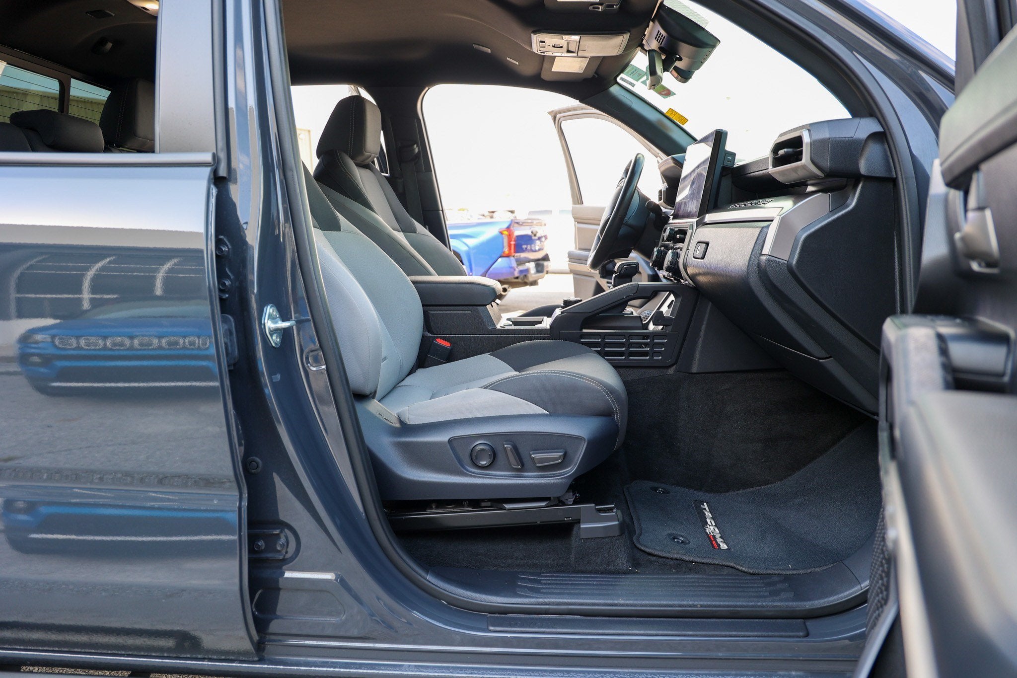 2025 Toyota Tacoma i-FORCE MAX TRD Off Road Hybrid