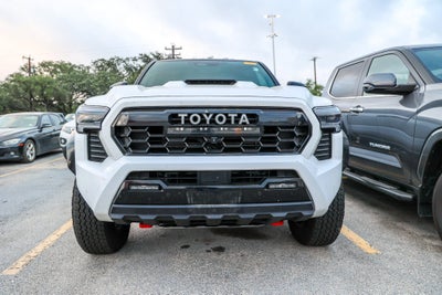 2025 Toyota Tacoma i-FORCE MAX TRD Pro Hybrid