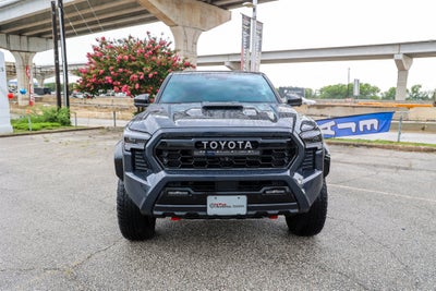 2025 Toyota Tacoma i-FORCE MAX TRD Pro Hybrid