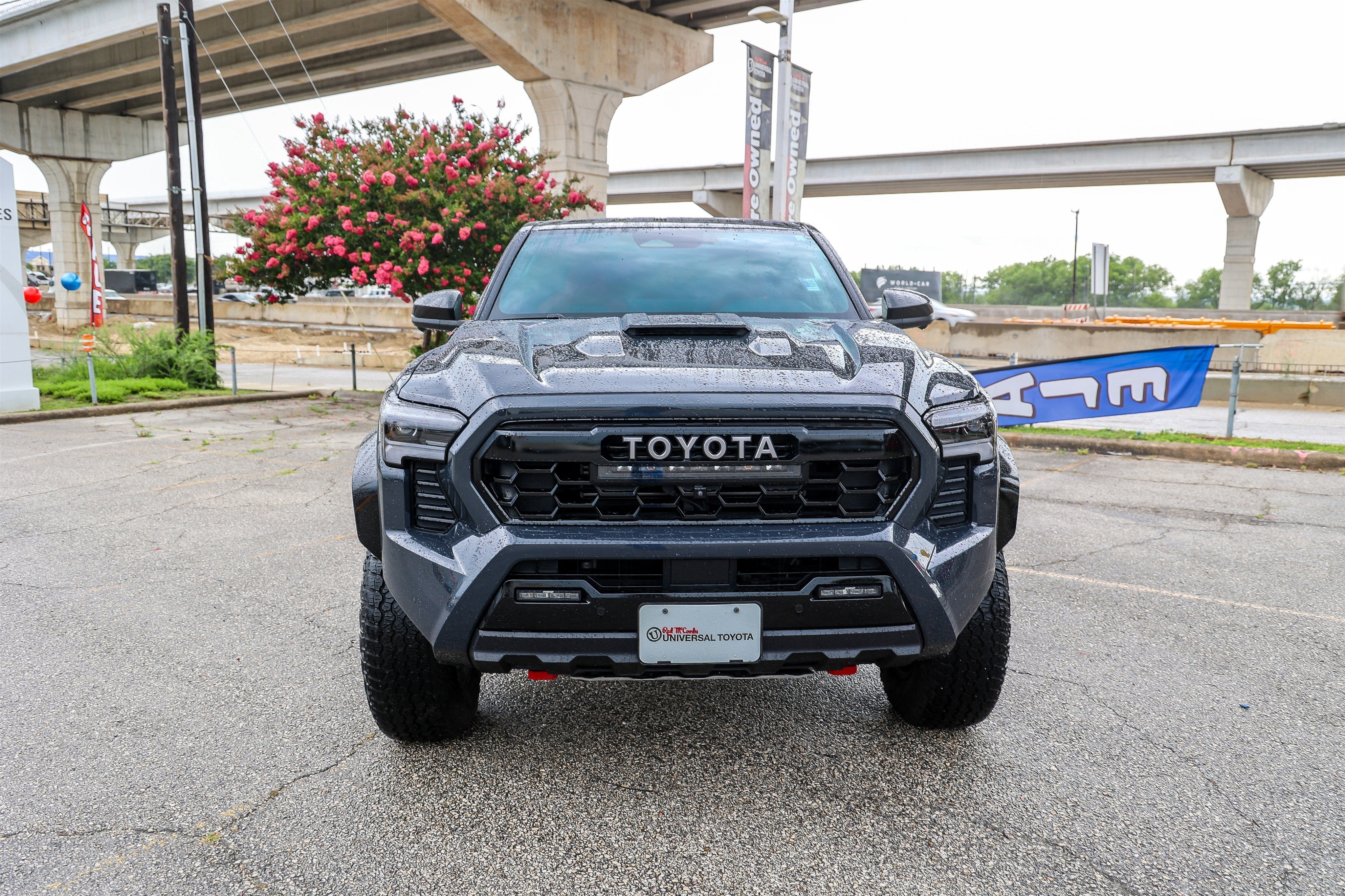 2025 Toyota Tacoma i-FORCE MAX TRD Pro Hybrid