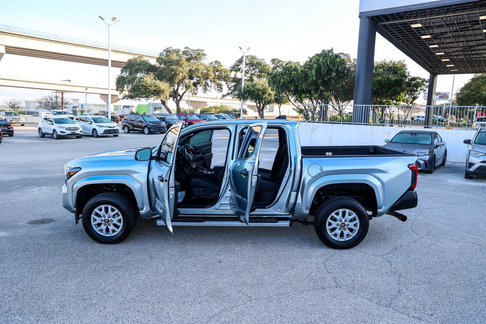2025 Toyota Tacoma 4WD SR
