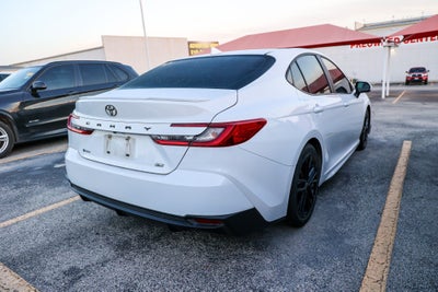 2025 Toyota Camry SE