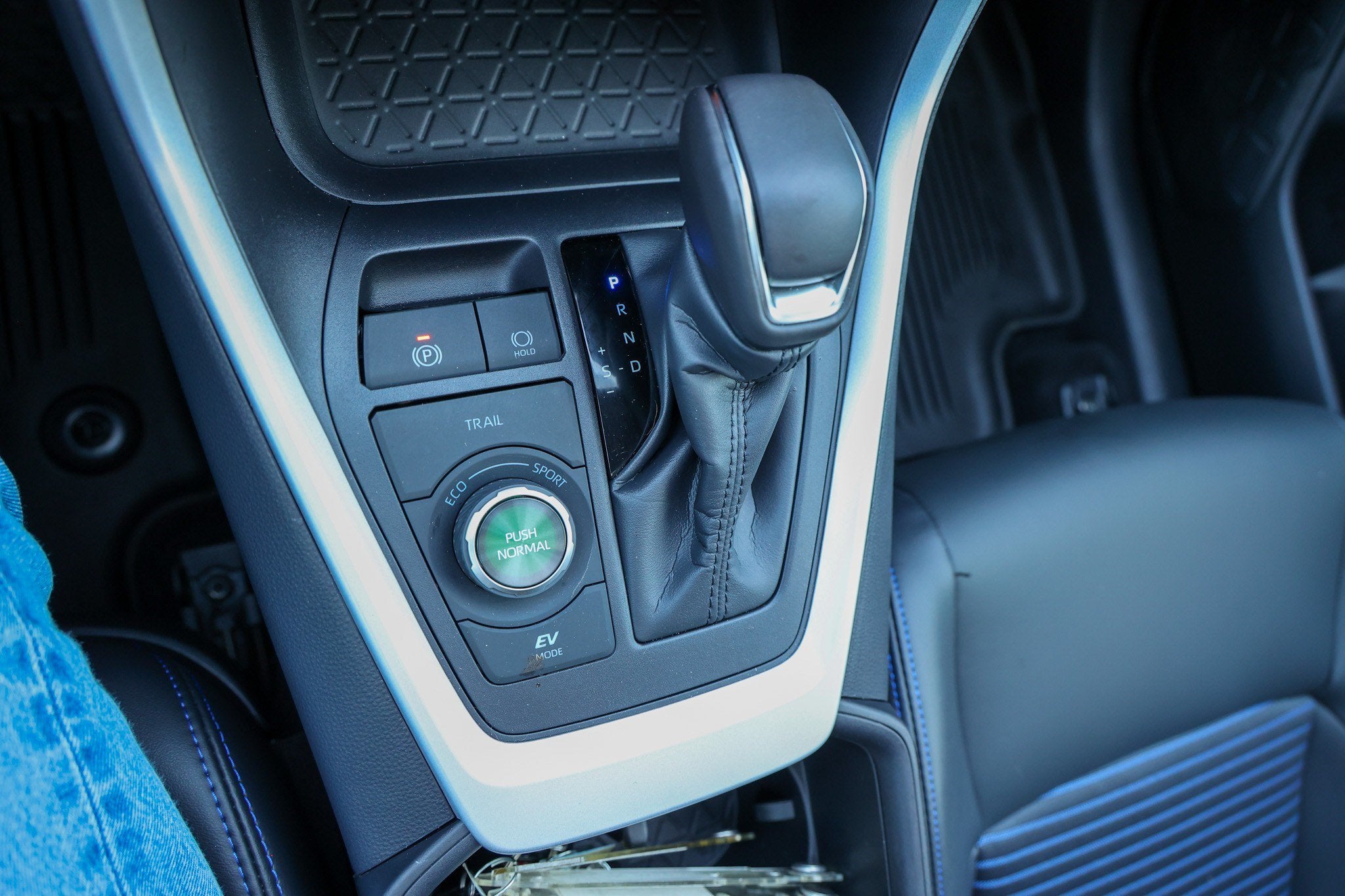2025 Toyota RAV4 Hybrid Hybrid XSE