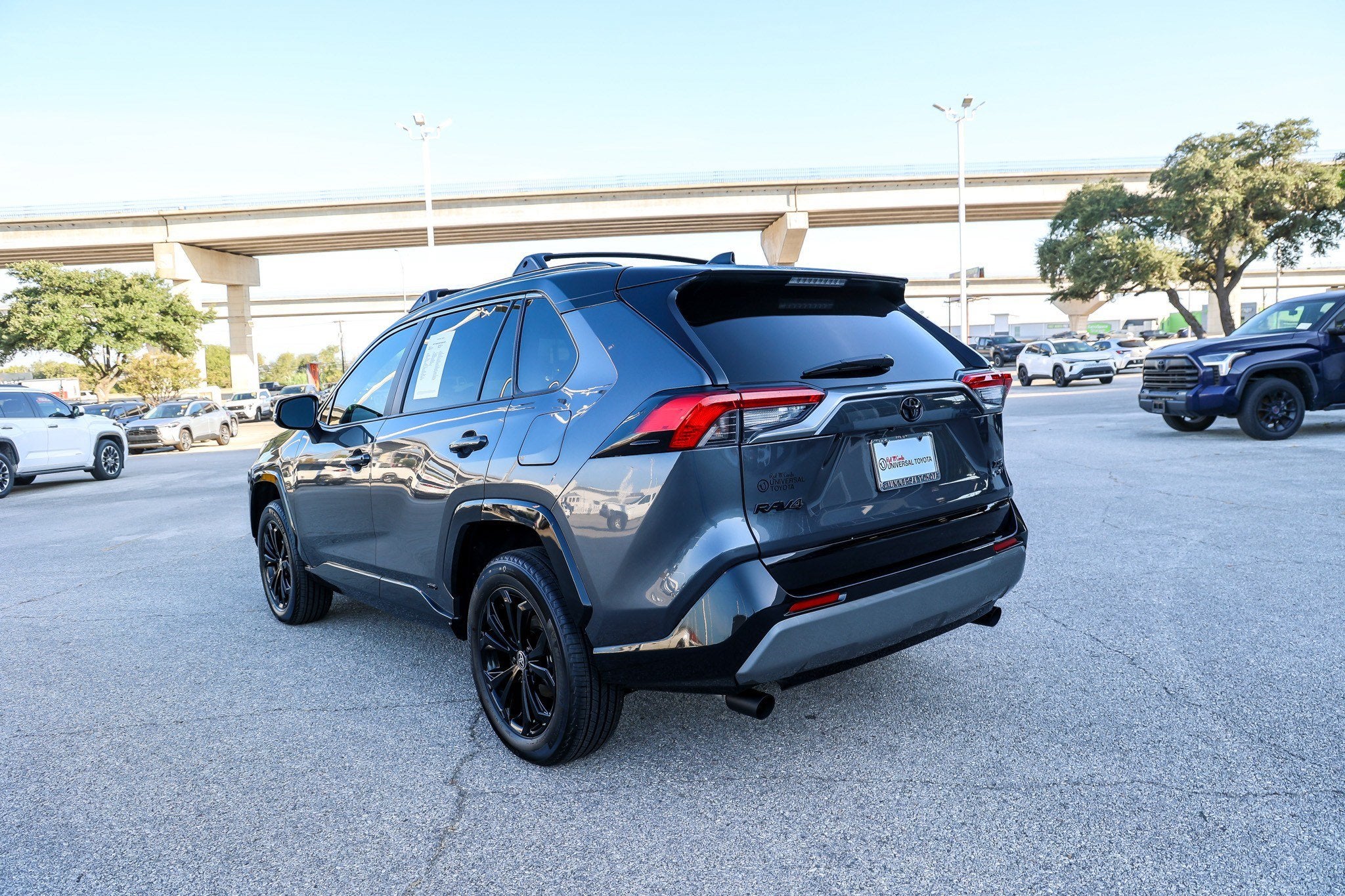 2025 Toyota RAV4 Hybrid Hybrid XSE