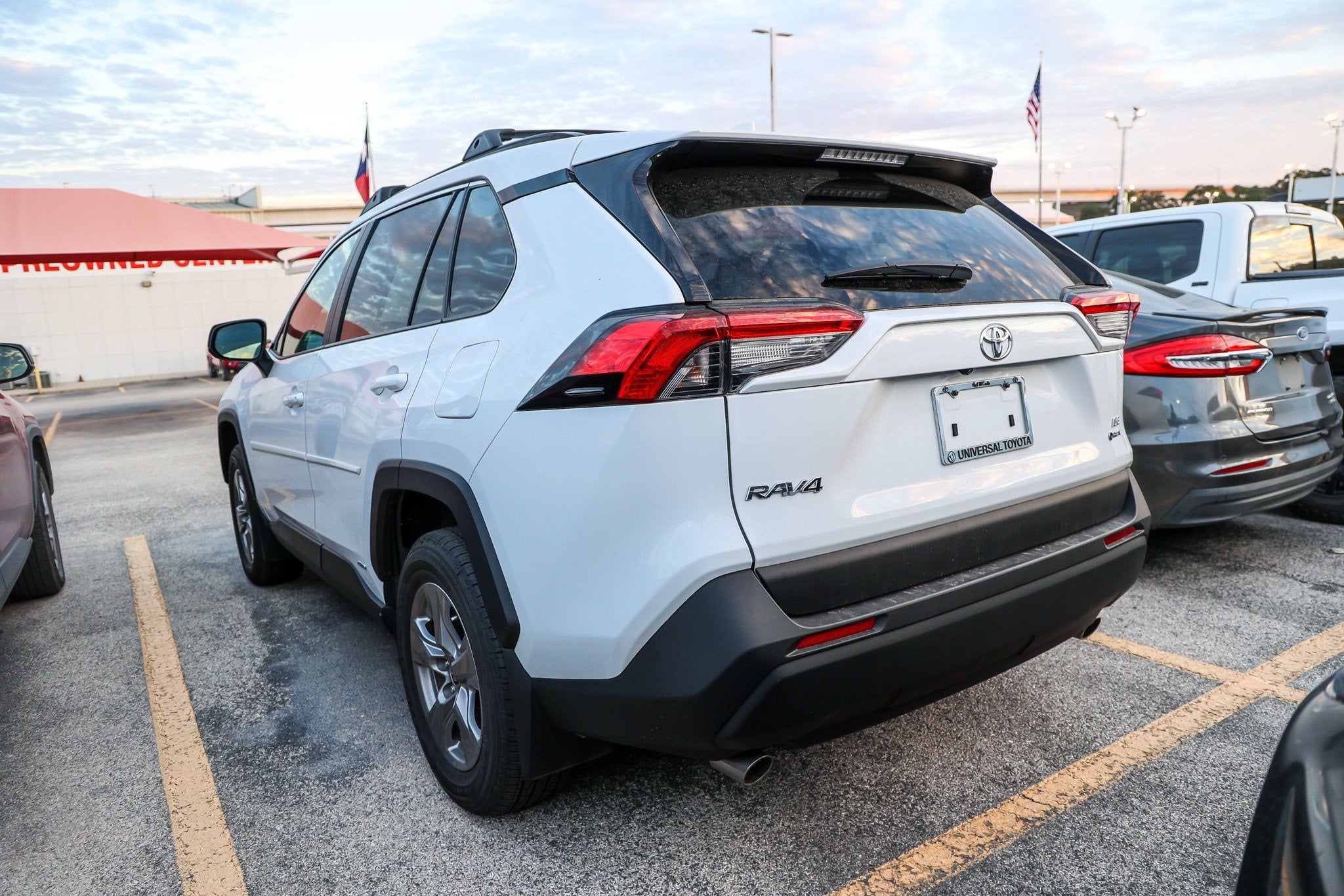 2025 Toyota RAV4 Hybrid Hybrid LE