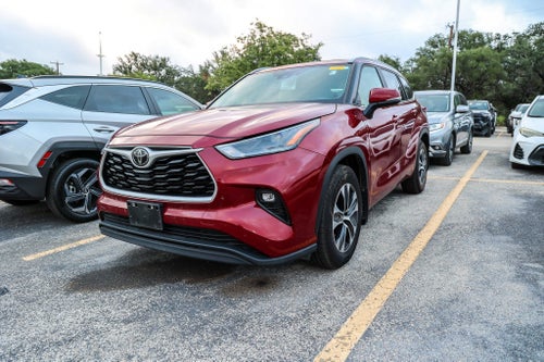 2023 Toyota Highlander XLE