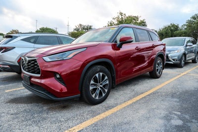 2023 Toyota Highlander XLE