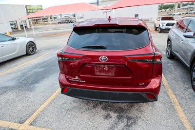2023 Toyota Highlander XLE