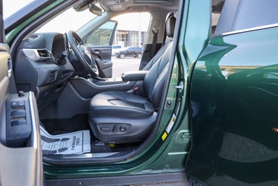 2024 Toyota Highlander XLE