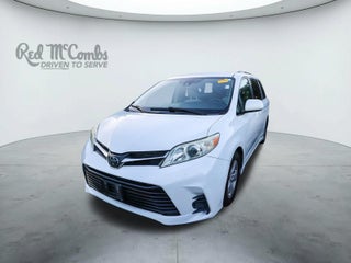 2018 Toyota Sienna LE