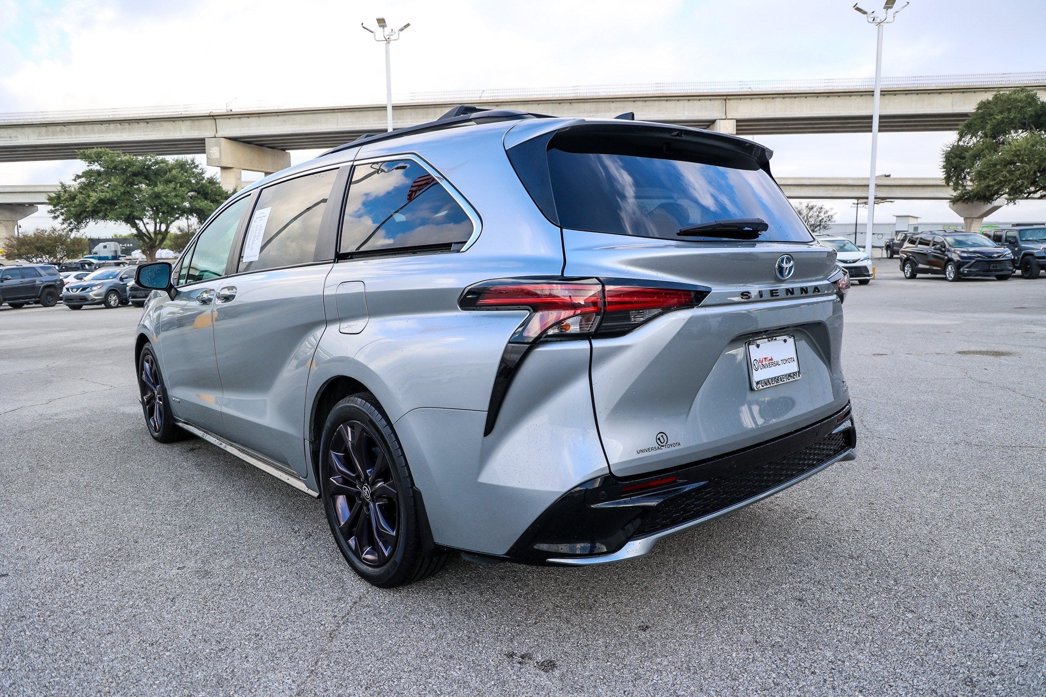 2021 Toyota Sienna XSE