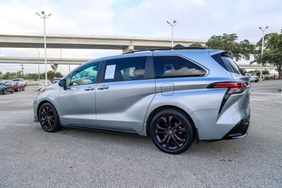 2021 Toyota Sienna XSE