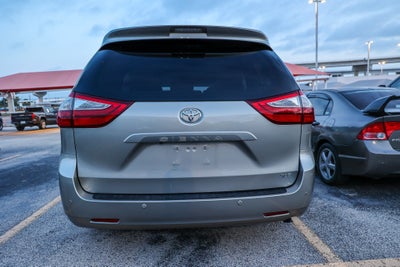 2017 Toyota Sienna Limited