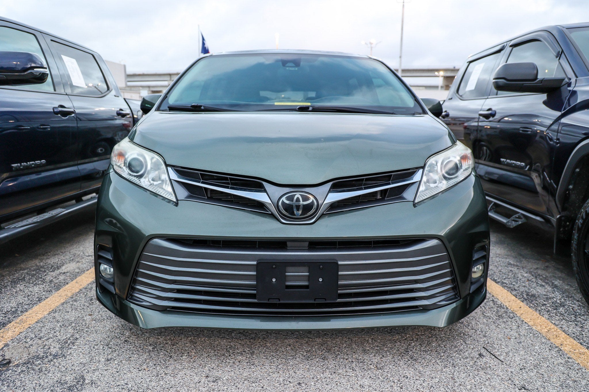 2020 Toyota Sienna XLE