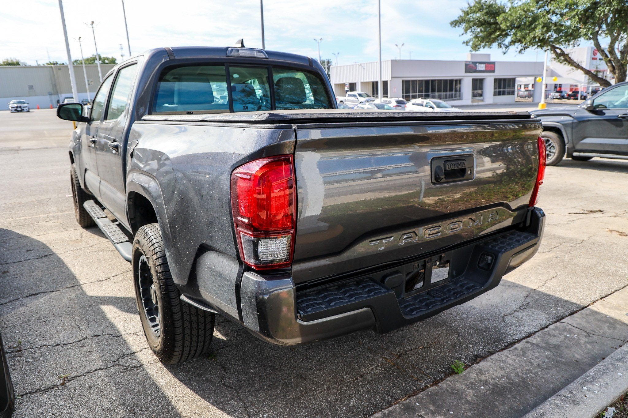 2018 Toyota Tacoma SR5
