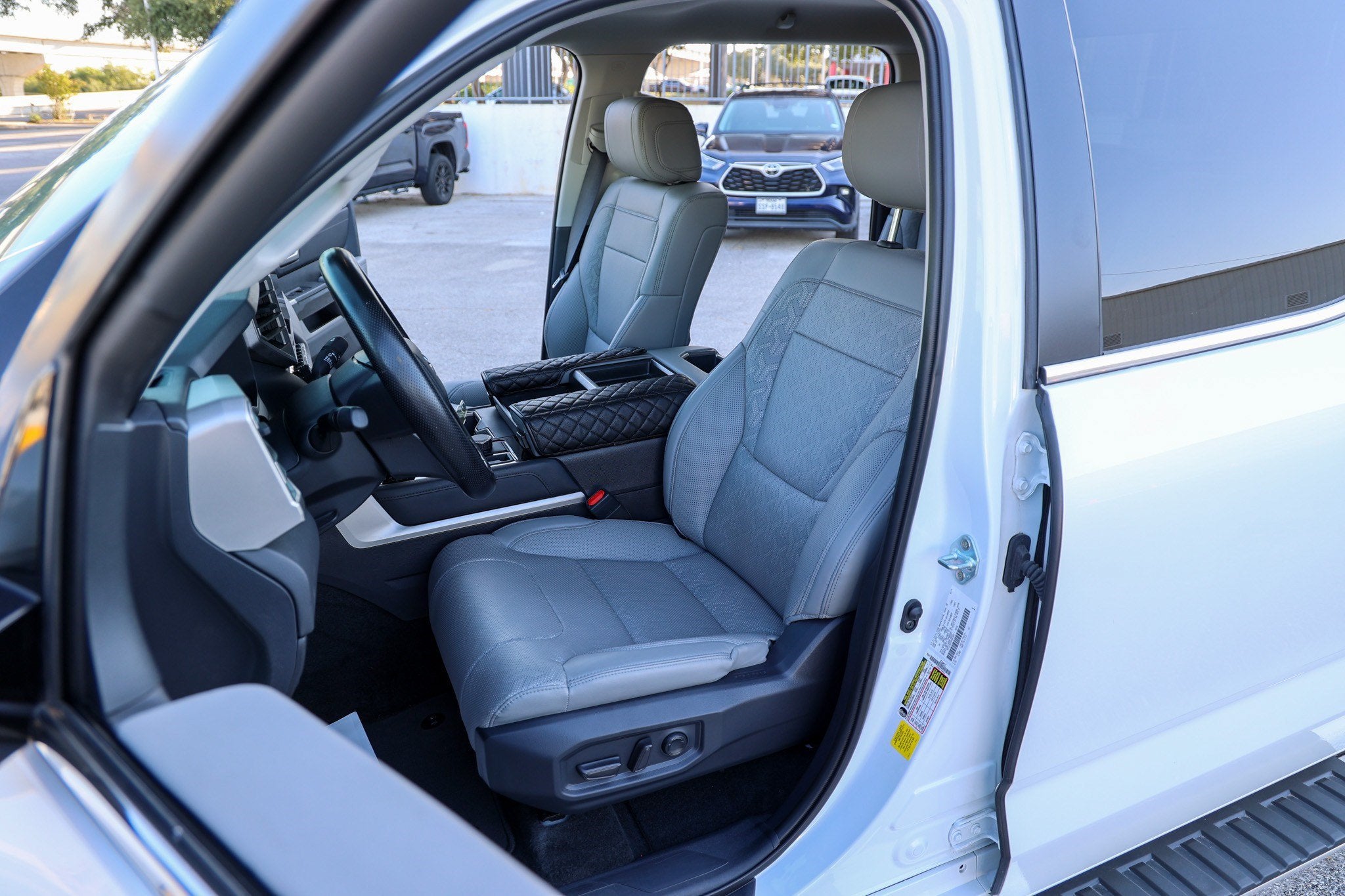 2024 Toyota Tundra i-FORCE MAX Limited Hybrid