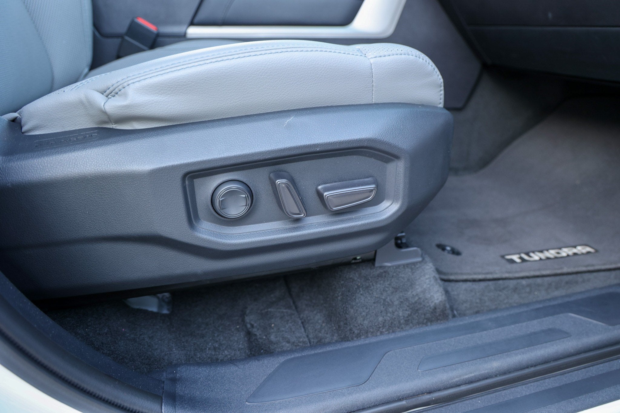 2024 Toyota Tundra i-FORCE MAX Limited Hybrid