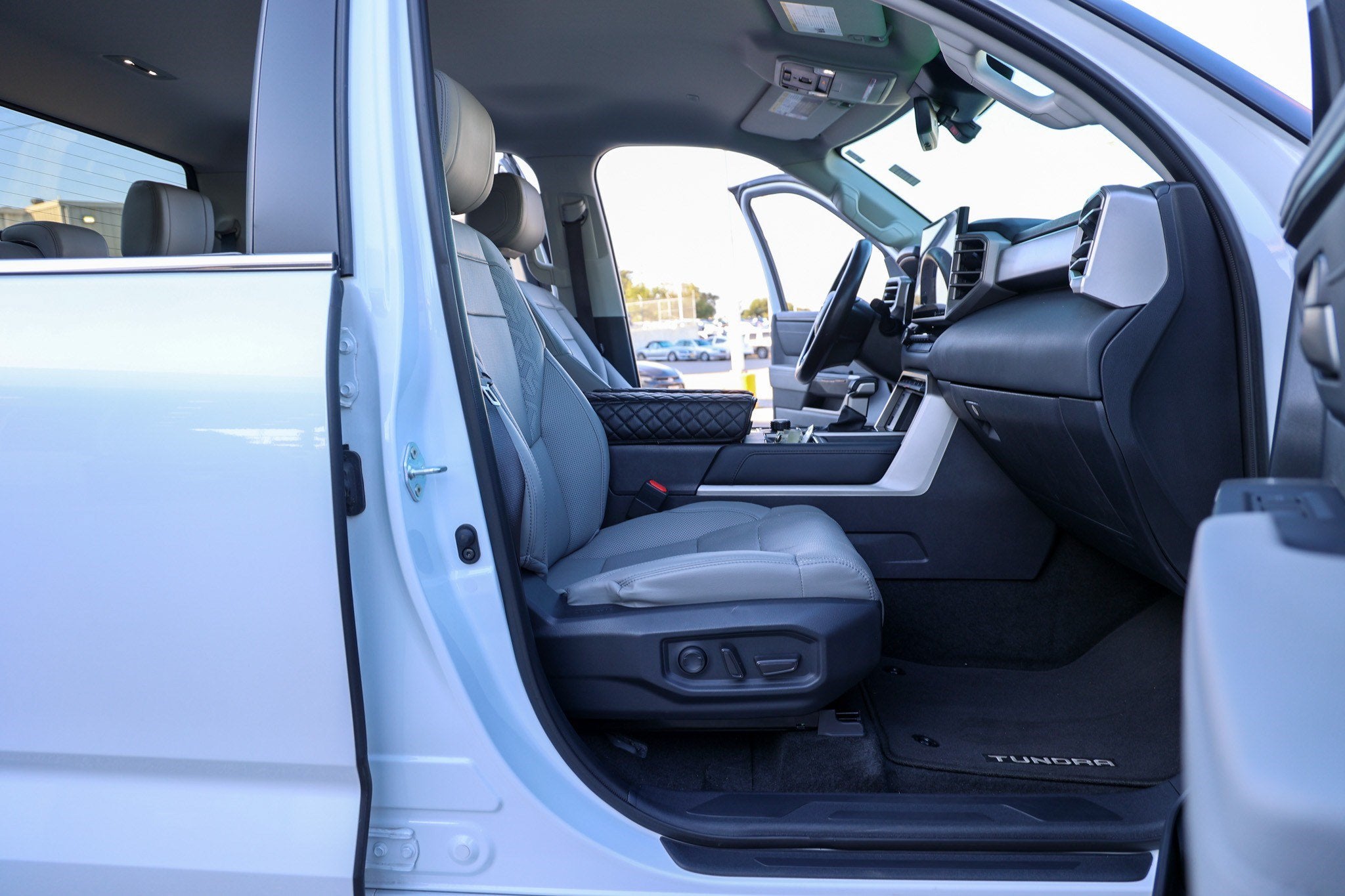 2024 Toyota Tundra i-FORCE MAX Limited Hybrid