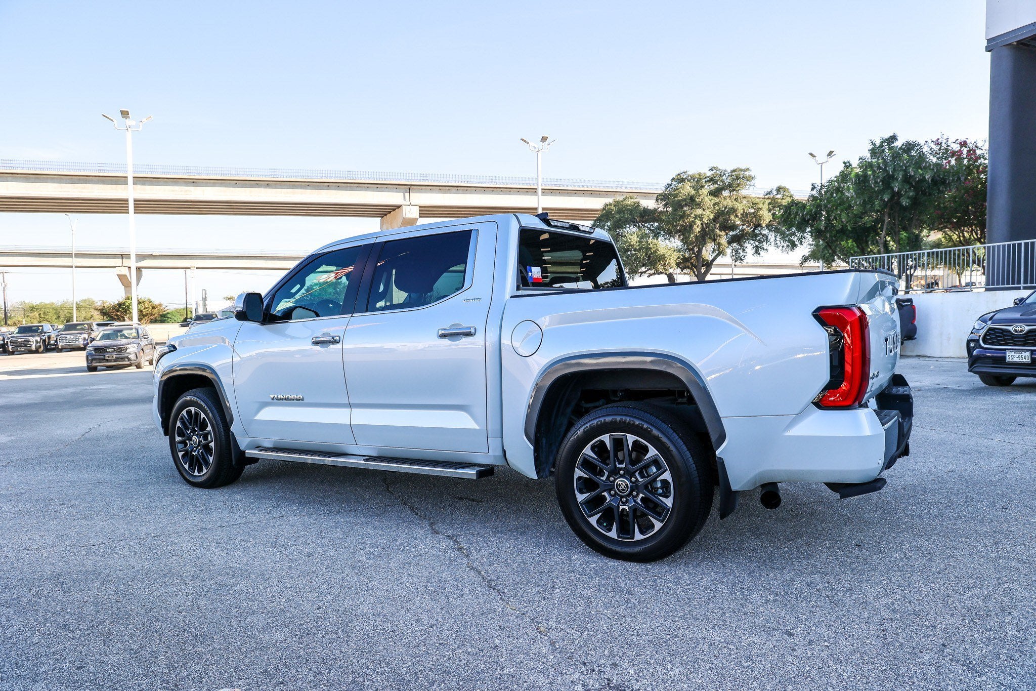 2024 Toyota Tundra i-FORCE MAX Limited Hybrid