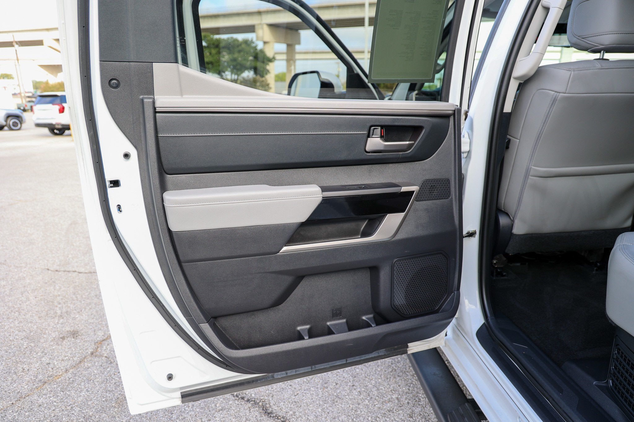 2024 Toyota Tundra i-FORCE MAX Limited Hybrid
