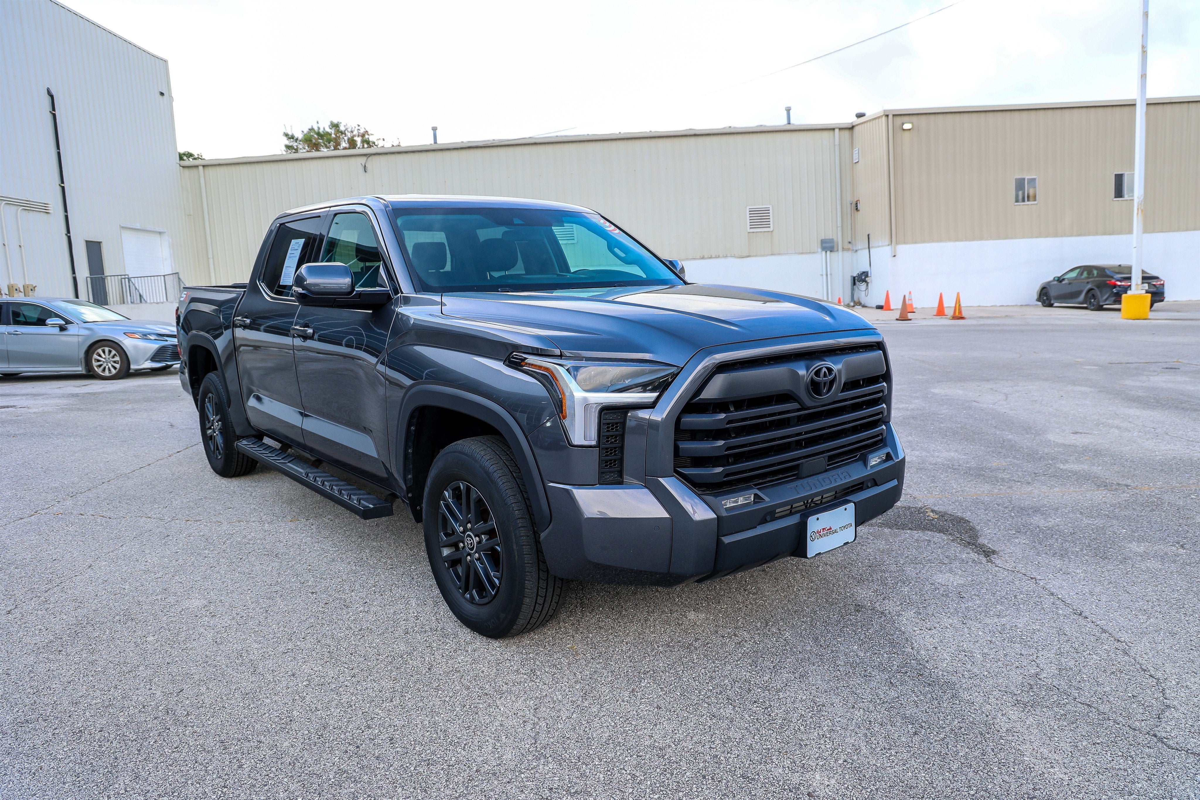 2023 Toyota Tundra SR5