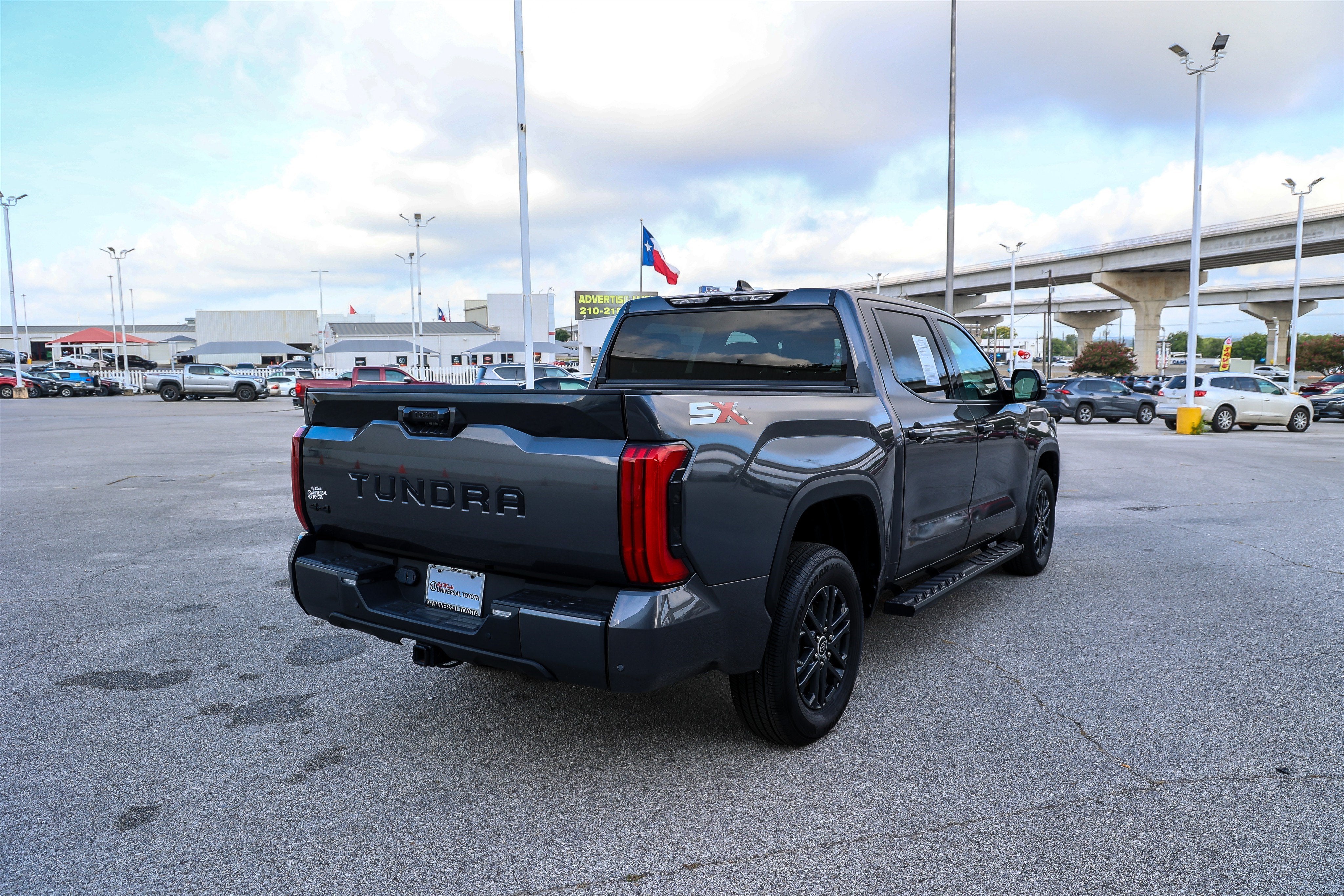 2023 Toyota Tundra SR5