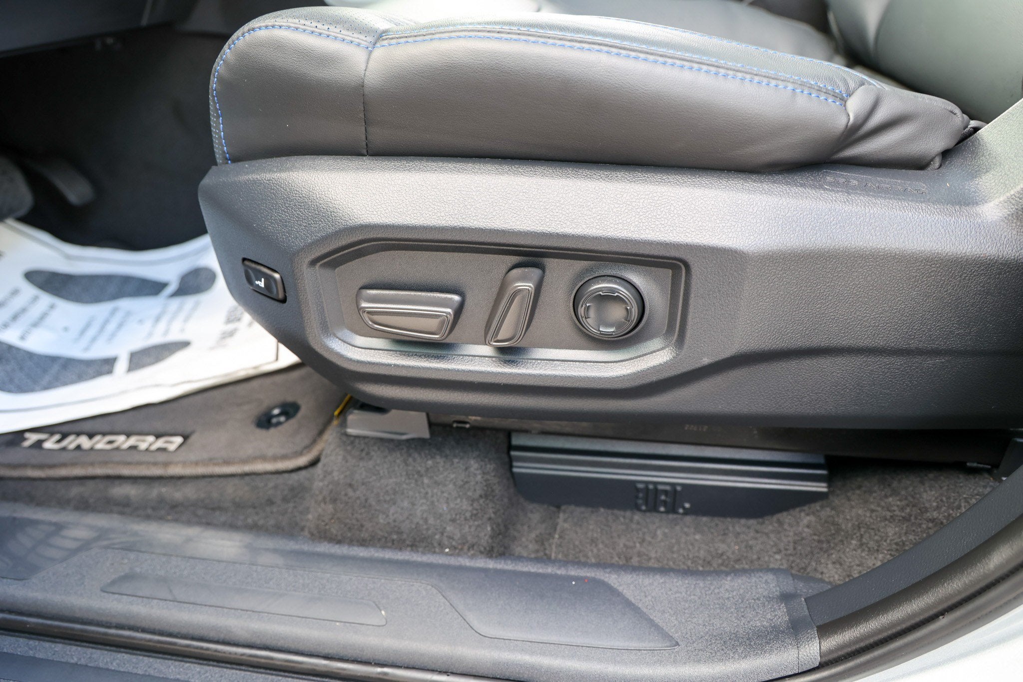 2022 Toyota Tundra Platinum