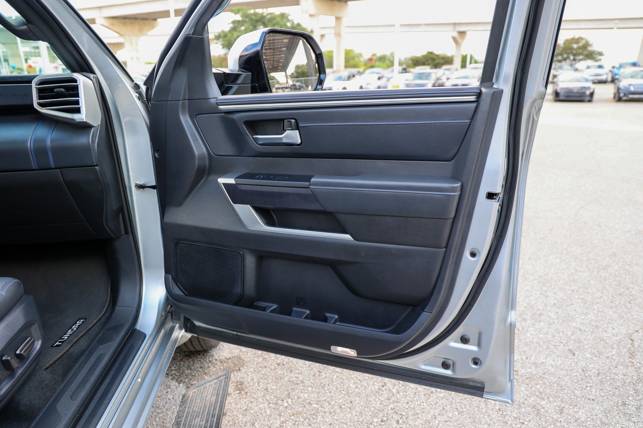 2022 Toyota Tundra Platinum
