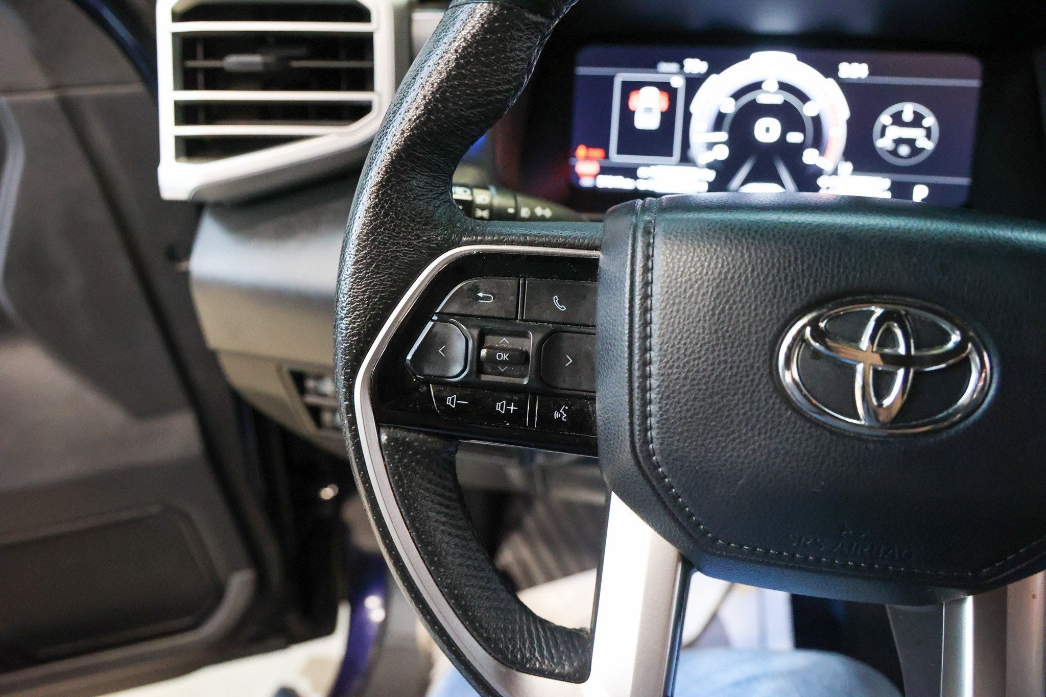 2023 Toyota Tundra Platinum