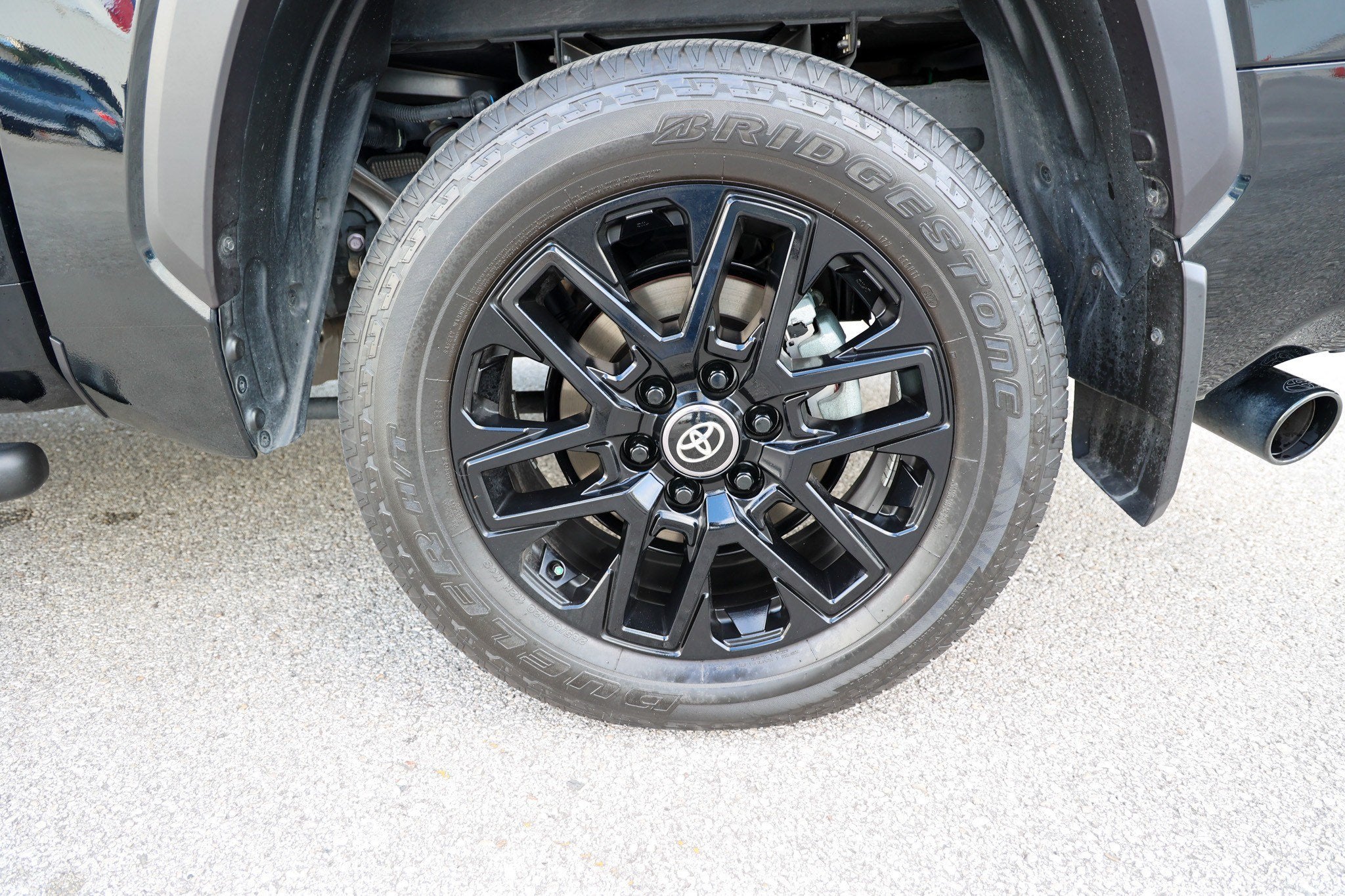 2026 Toyota Tundra i-FORCE MAX Limited Hybrid