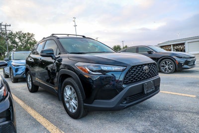 2024 Toyota Corolla Cross LE