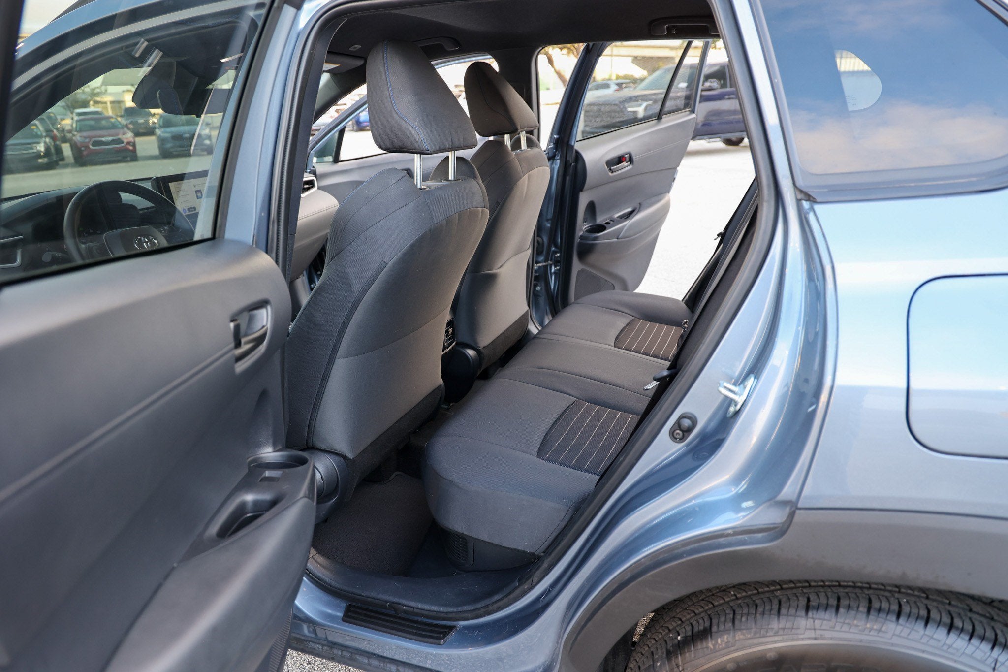 2025 Toyota Corolla Cross Hybrid Hybrid SE