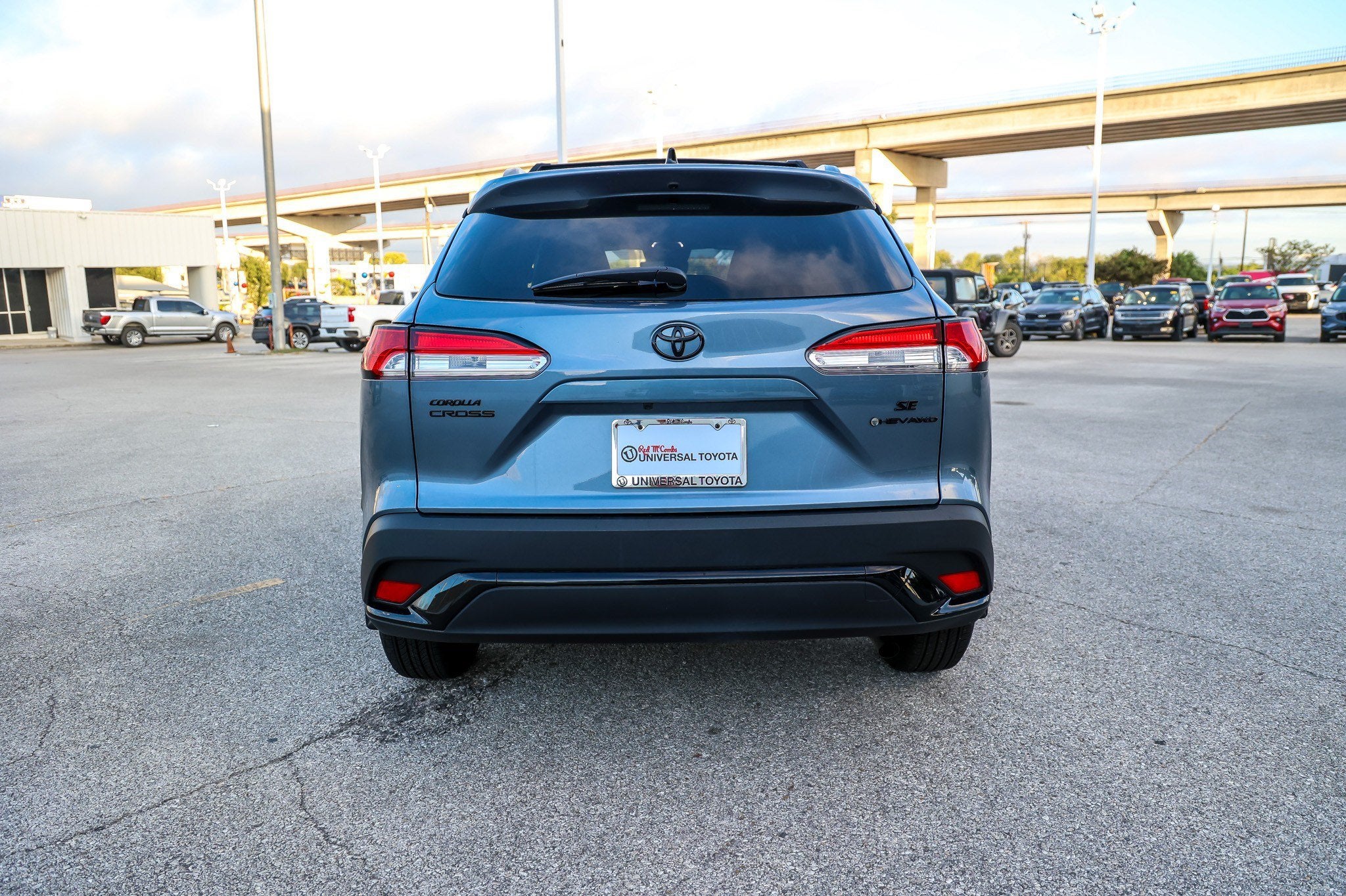 2025 Toyota Corolla Cross Hybrid Hybrid SE