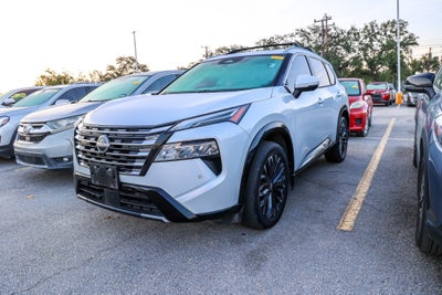 2025 Nissan Rogue Platinum