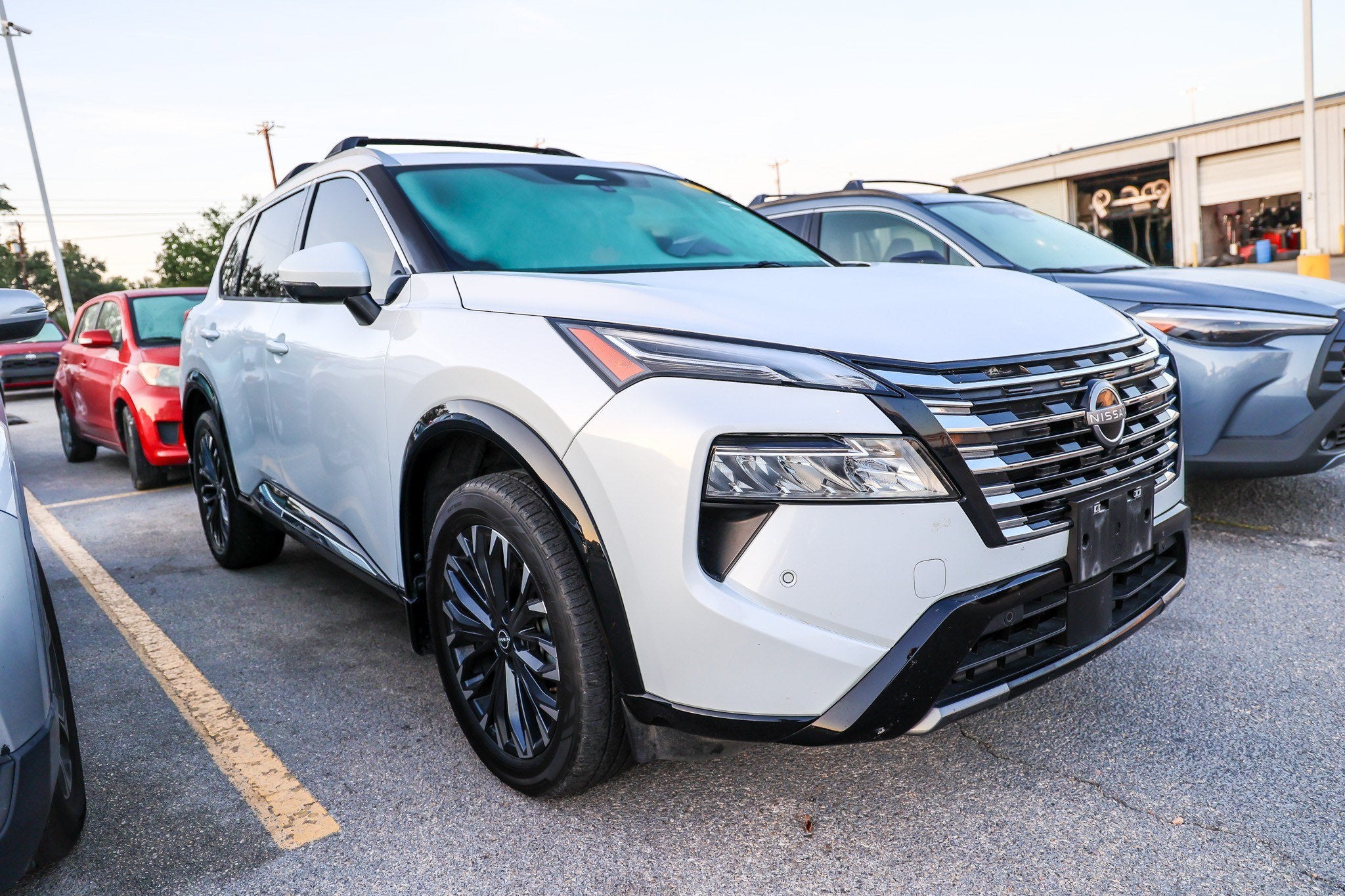 2025 Nissan Rogue Platinum