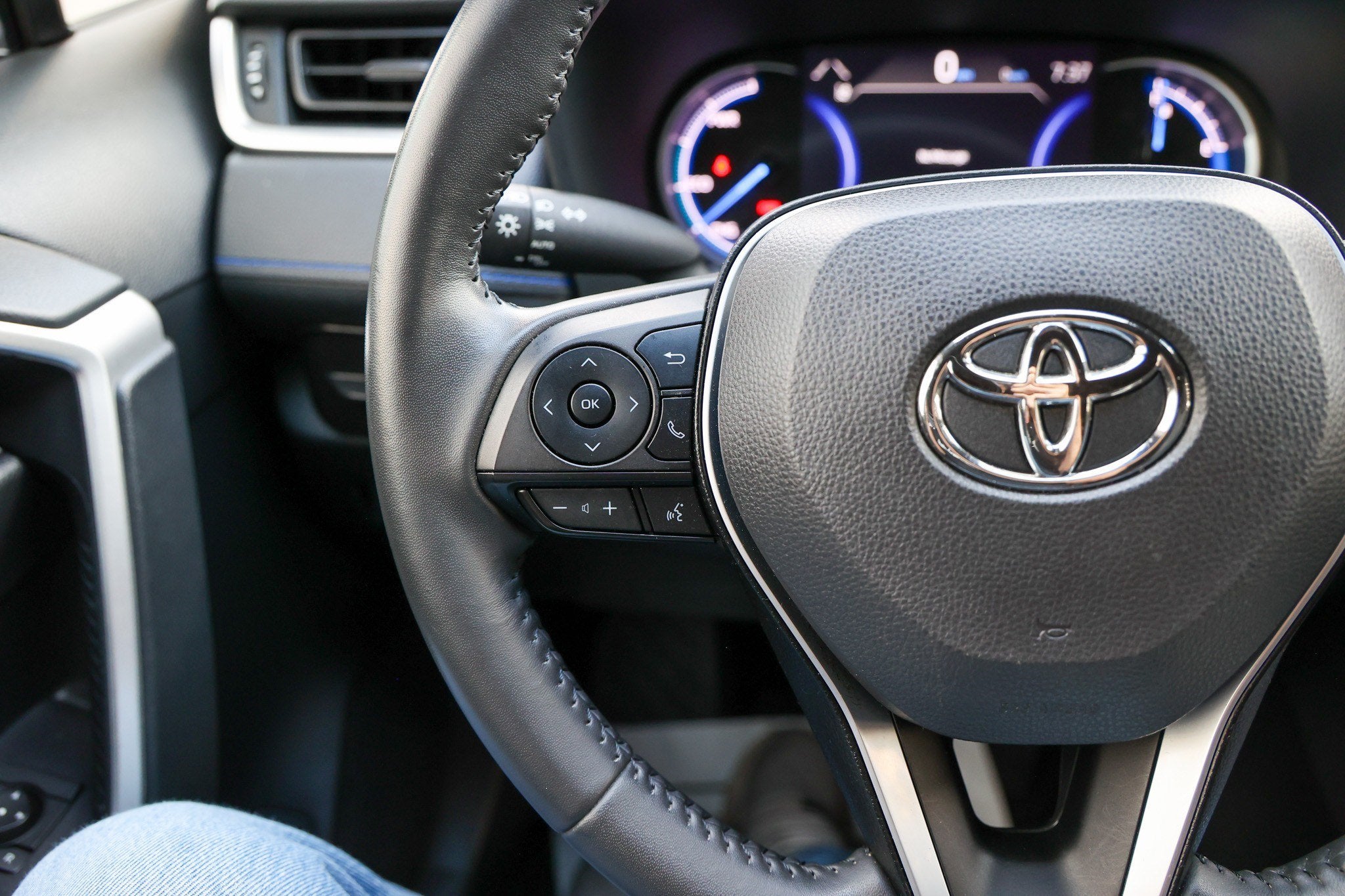 2024 Toyota RAV4 Hybrid Hybrid SE